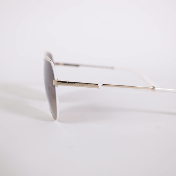 Guess Womens Gold Aviator Sunglasses Gold and White / Brown Gradient - NWT - Picture 8 of 14